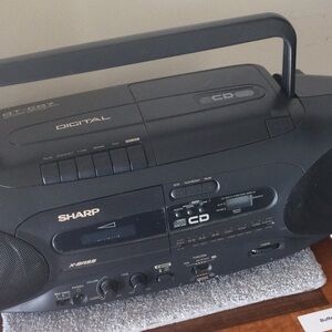SHARP radio cassette recorder with compact disc player QT CD7 (GM)